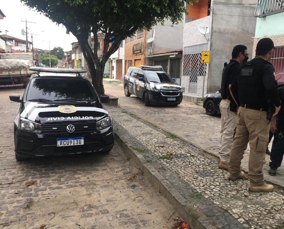 Acusado de matar namorada com marretadas é preso e alega surto