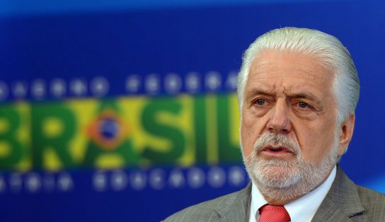 'Falta um ministro da Fazenda', diz Wagner sobre negociação da PEC da Transição