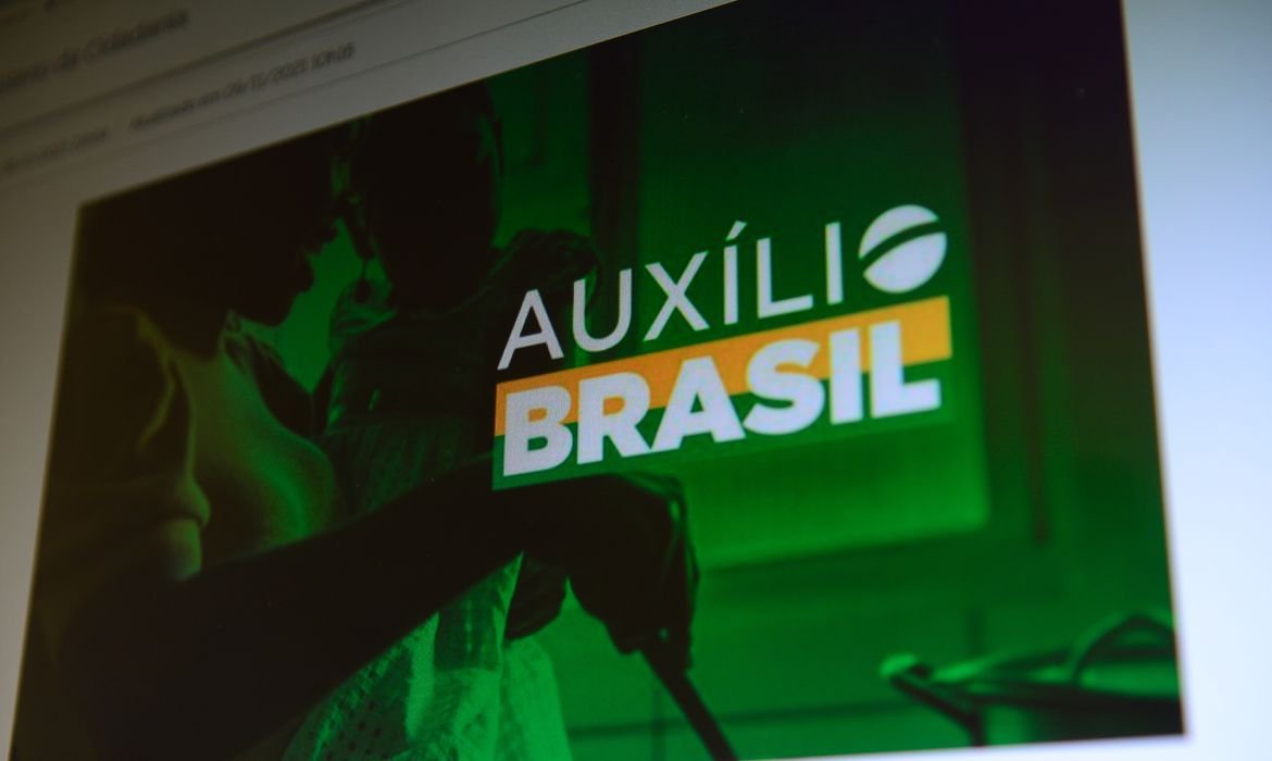 Auxílio Brasil: beneficiários com NIS 8 já podem movimentar dinheiro