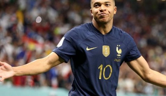 Mbappé marca 2 na Dinamarca e França se classifica para as oitavas da Copa