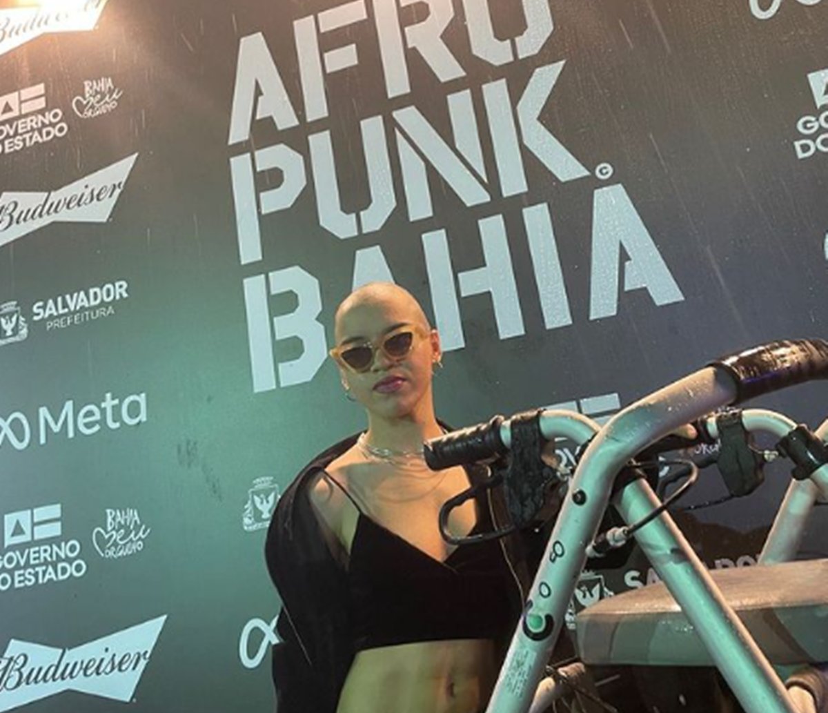 Inclusão: cadeirante, influencer baiana conta sua experiência no Afropunk 2022