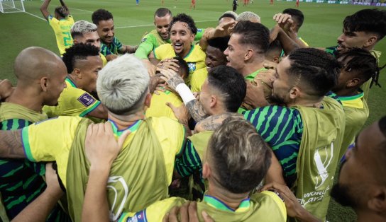 Brasil vence Suíça com gol de Casemiro e lidera grupo G