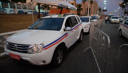 Taxistas estão autorizados a utilizar bandeira 2 a partir desta quinta-feira em Salvador