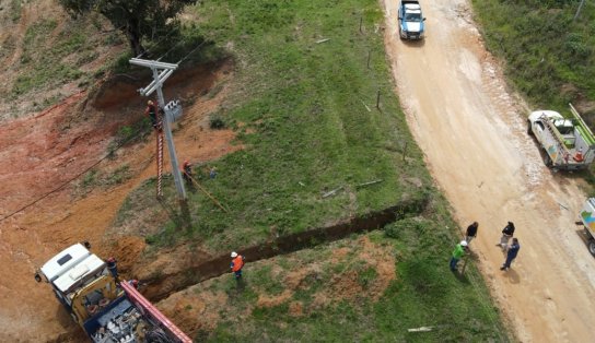 Fazendeiros são presos por roubo de energia através de “gatos de luz”, em Caraívas