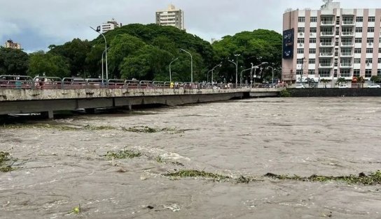 Com Bahia em alerta pelas chuvas, Rui determina apoio dos órgãos estaduais; veja lista de cidades afetadas  