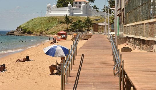 Homem é baleado na Praia da Boa Viagem, em Salvador