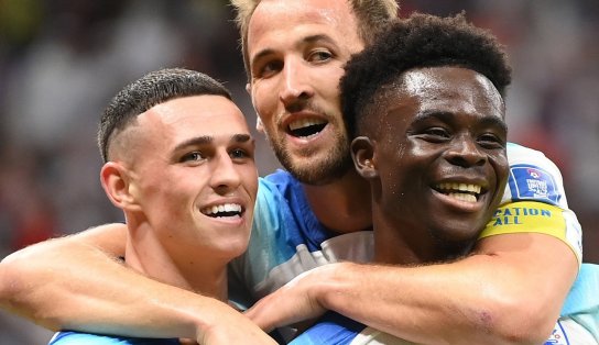 Inglaterra vence Senegal e enfrenta França nas quartas da Copa do Mundo