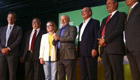 Após anúncio de ministros, Lula garante diversidade em outras pastas: “Teremos um governo com a cara do Brasil”