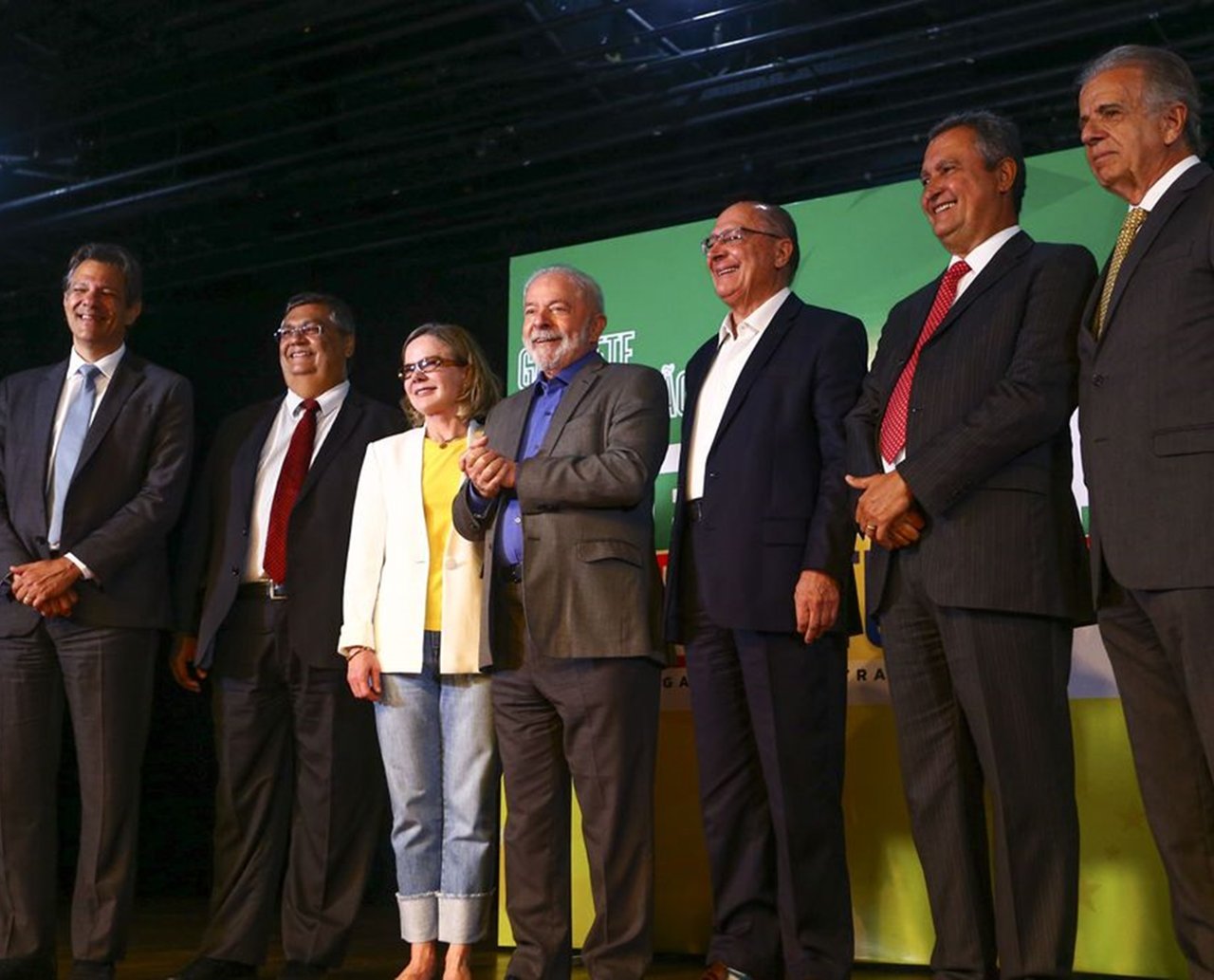 Após anúncio de ministros, Lula garante diversidade em outras pastas: “Teremos um governo com a cara do Brasil”