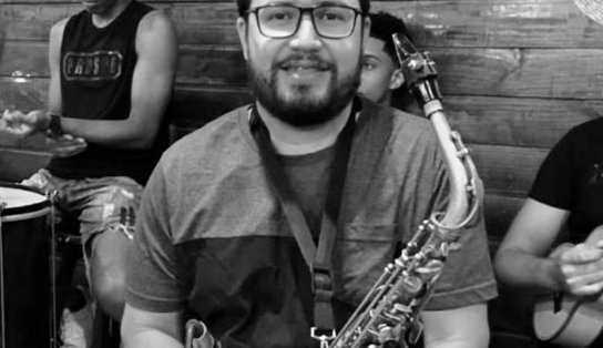 Saxofonista morre após ser espancado em praça de Camaçari