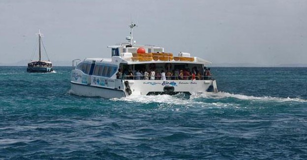 Travessia Salvador-Mar Grande tem movimento tranquilo; viagem para Morro é feita com conexão