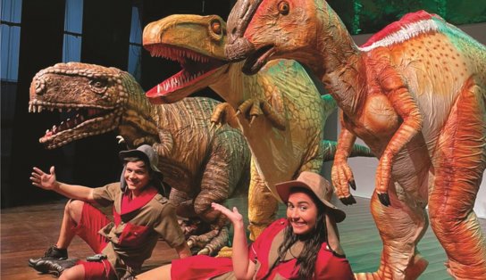 Que tal levar as crianças para verem réplicas de dinossauros no teatro? veja programação