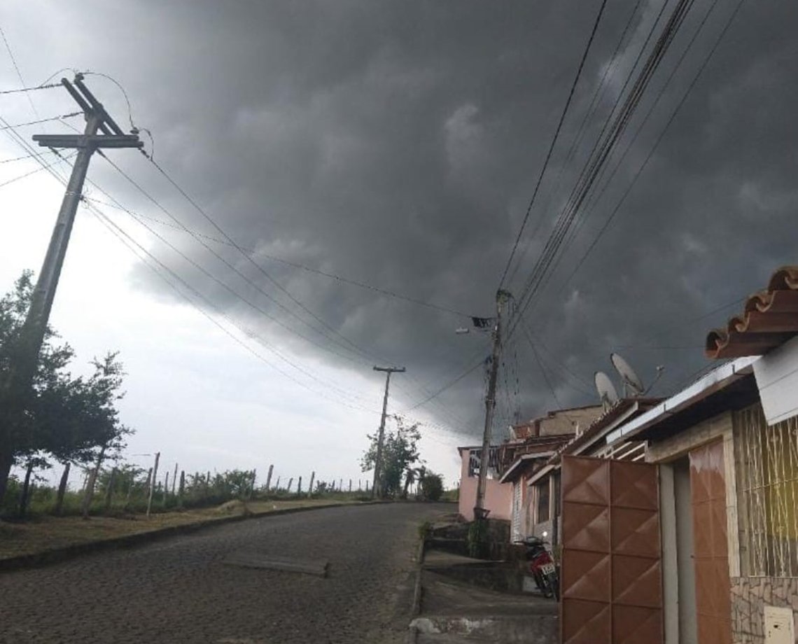 Chuvas seguem castigando cidades do interior baiano; veja boletim desta quarta