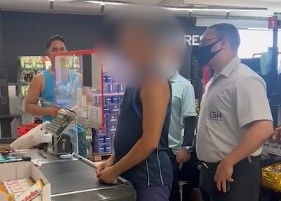 Mulheres denunciam assédio em delicatessen de Salvador: "Vocês querem chupar meu p*?"; veja vídeo