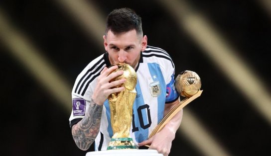 Messi é eleito o maior craque da Copa do Mundo do Catar; argentinos dominam a premiação