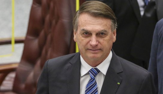 Bolsonaro renova concessões de emissoras de TV; "cumpriram requisitos" 