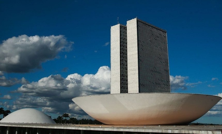 Congresso promulga PEC da Transição; novo governo terá R$ 145 bi além do teto de gastos 