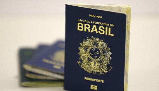 Pretendendo viajar para o exterior? Fila para emissão do passaporte passa de 108 mil pessoas