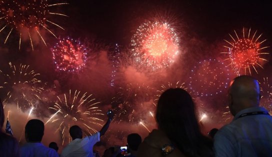 Cuidados no ano novo: confira dicas para soltar fogos em segurança durante os festejos da virada