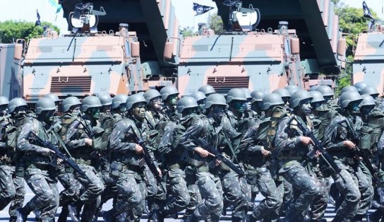 Decretos oficializam troca de comando do Exército; confira