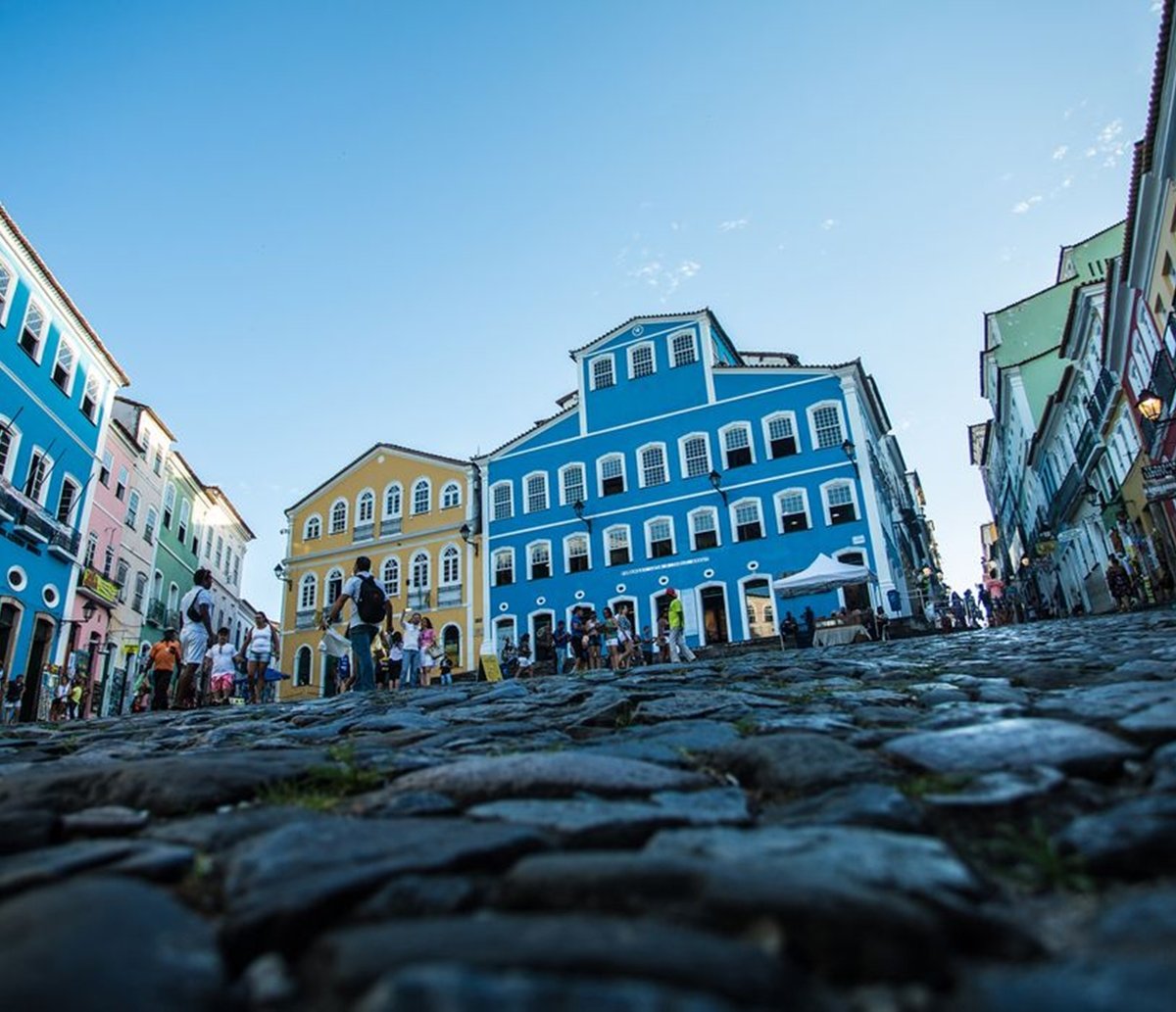 Salvador desfila entre as 10 principais cidades mais buscadas para viagens internacionais em aplicativo 