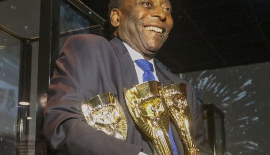 Aberto ao público, velório de Pelé tem início nesta segunda na Vila Belmiro, veja detalhes