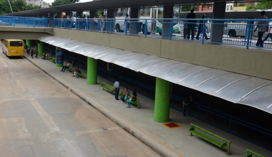 Linhas de ônibus retornam aos pontos de origem na Estação da Lapa