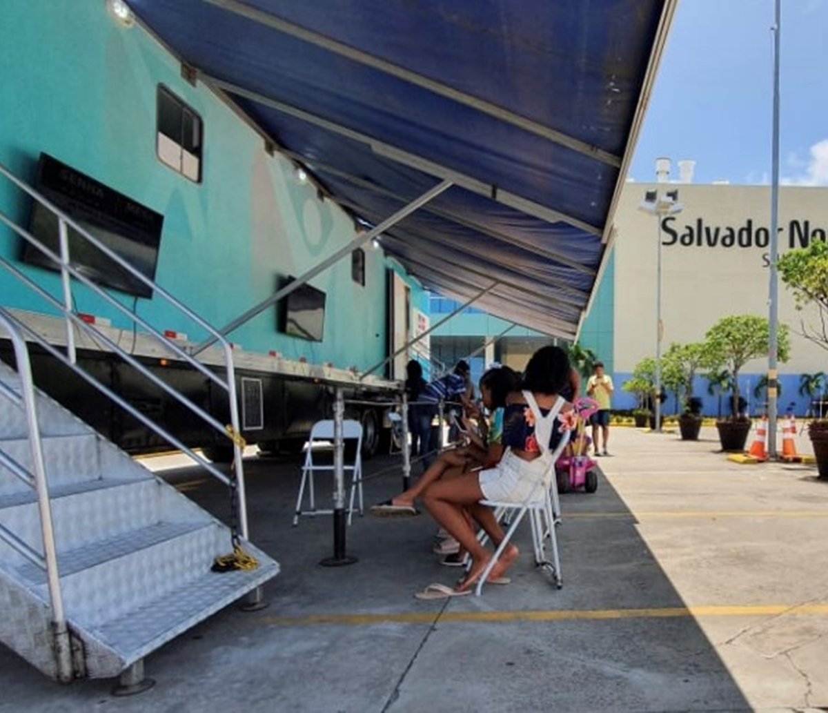 SAC Móvel atende os moradores de São Cristóvão e bairros próximos em shopping da capital