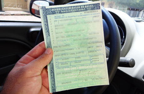 Desconto de 5% no IPVA para carro com placa de final 6 vale até hoje