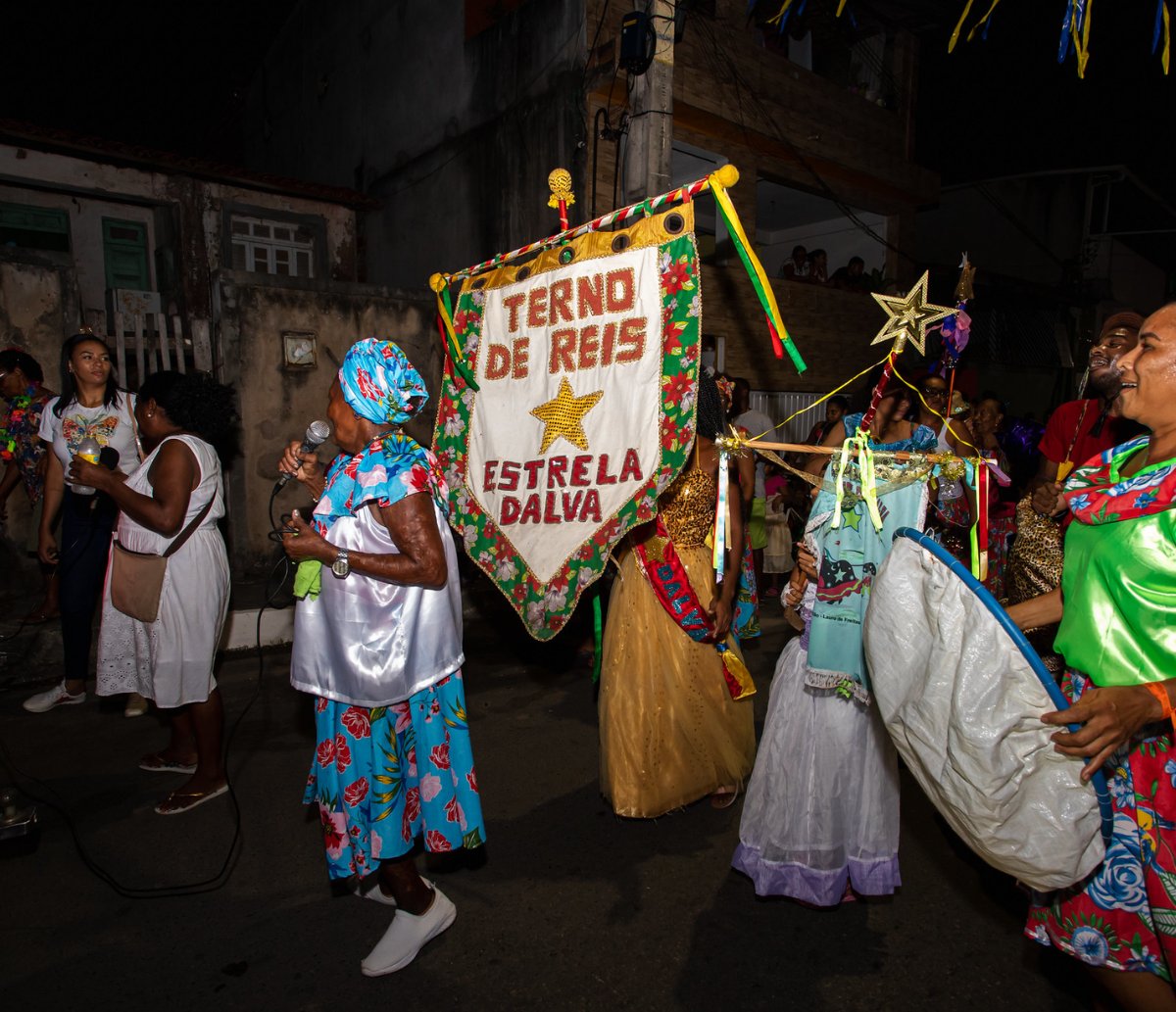 Cortejo religioso desfila em Portão e marca abertura do calendário cultural de Lauro de Freitas