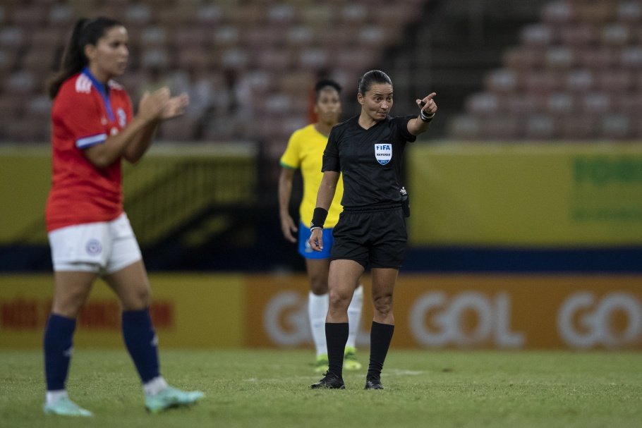 Brasil terá quatro árbitras durante o Mundial Feminino de Futebol