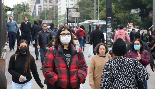 Brasil registra mais de 12 mil novos casos de Covid-19 em 24 horas