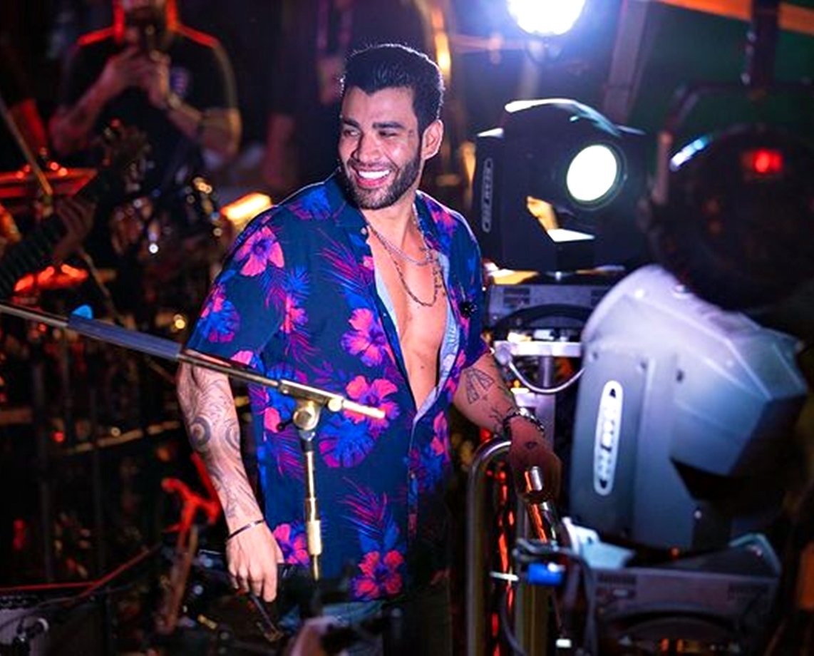 Gusttavo Lima não emplaca bloco “Embaixador” com abadá de R$ 2 mil e cancela desfile no Carnaval de Salvador