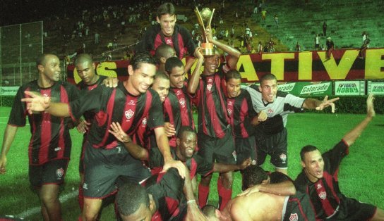 Relembre a campanha do Vitória 20 anos após o tricampeonato do Nordestão