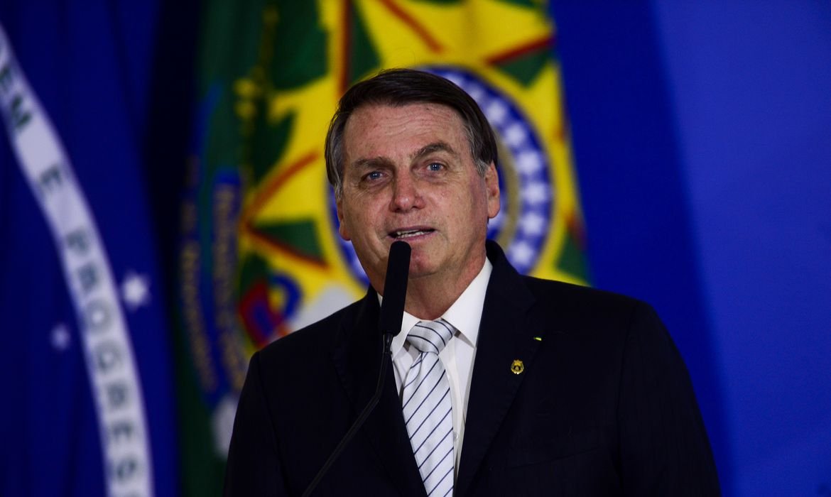 Corregedor da Justiça Eleitoral torna Bolsonaro investigado em mais uma ação no TSE