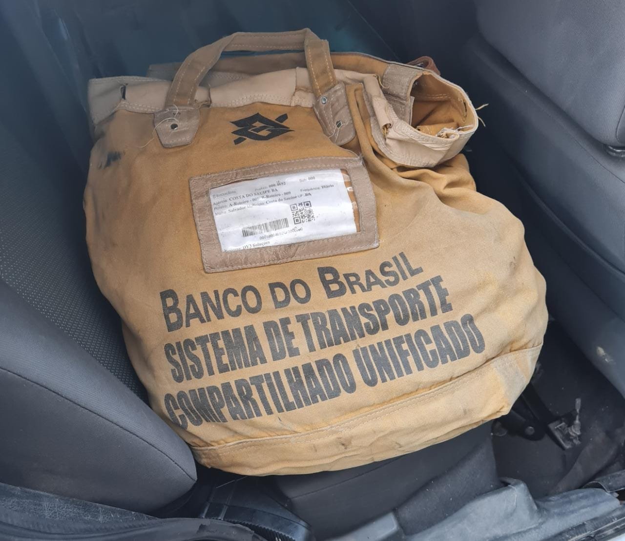 Polícia realiza operação de combate a roubo contra bancos na Bahia; confira imagens