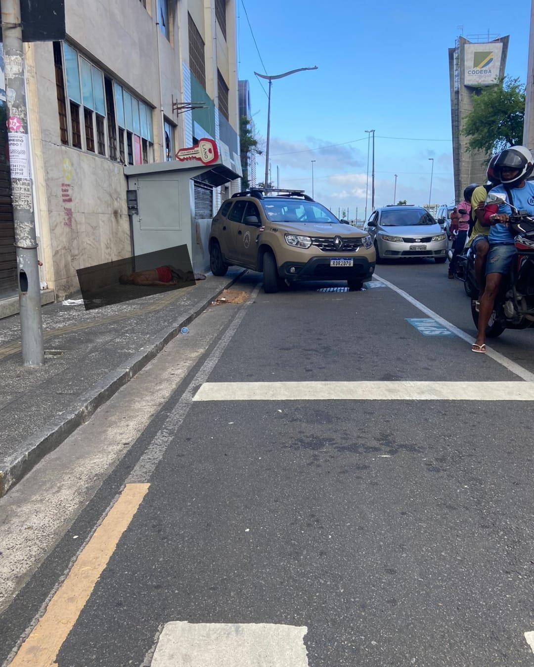 Homem é morto a facadas no bairro do Comércio, em Salvador