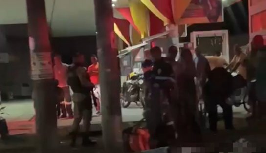 Após perseguição policial, homem morre e outro fica ferido em Salvador; veja vídeo 