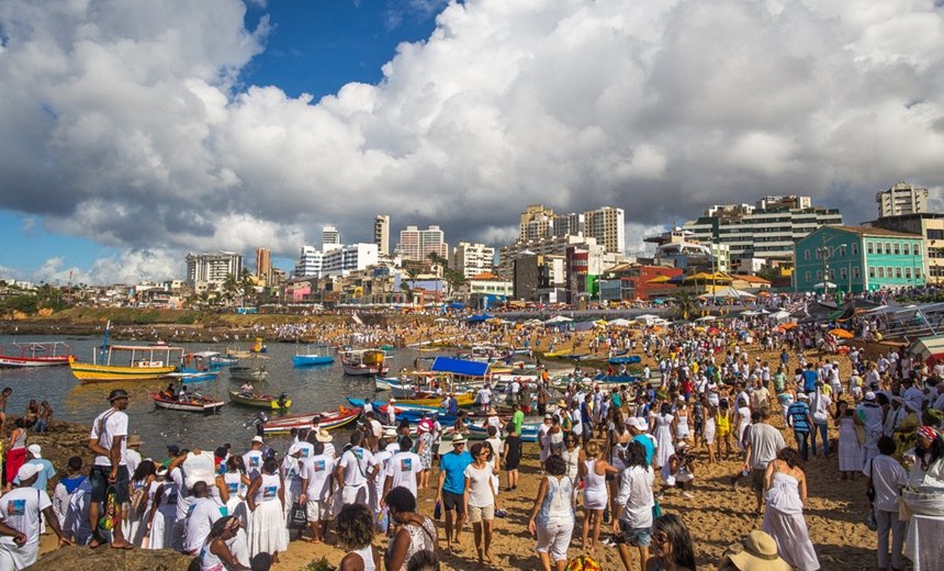 TV Aratu transmite ao vivo, do Rio Vermelho, a celebração dos 100 anos da festa de Yemanjá