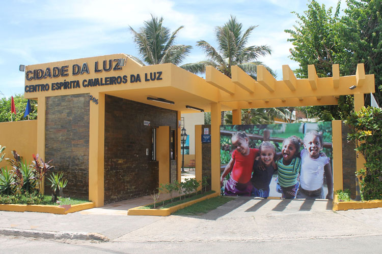 Chico Mendonça se apresenta em Feijoada Beneficente da Cidade da Luz