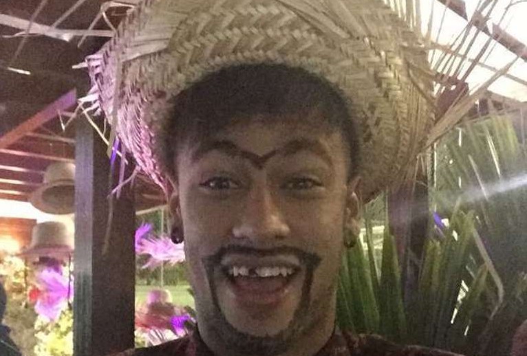 Neymar promove festa junina com amigos famosos