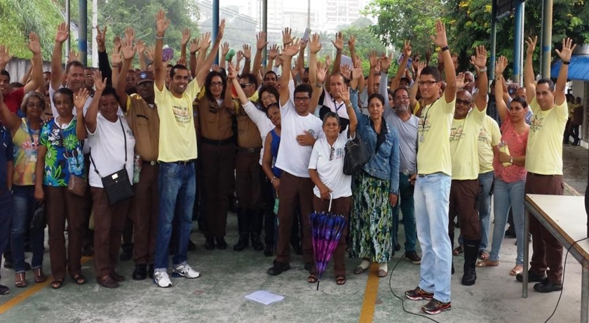 Servidores da Transalvador realizam assembleia e podem parar as atividades nesta sexta