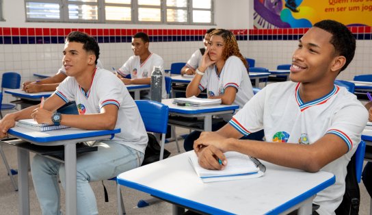 Renovação de matrícula para estudantes da rede estadual começa na próxima segunda