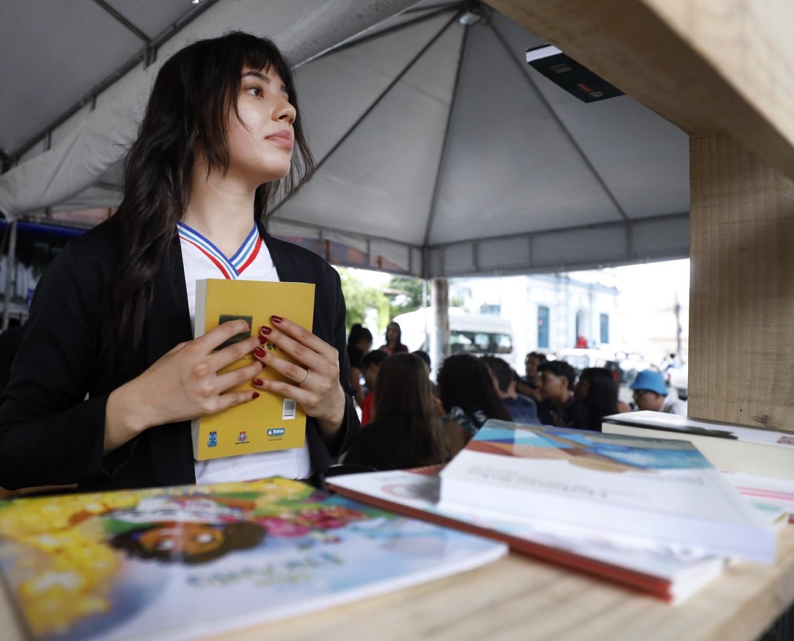 Leitura literária se torna obrigatória nas escolas e universidades da Bahia