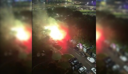 Uma pessoa é encontrada morta após carro explodir próximo ao STF, em Brasília