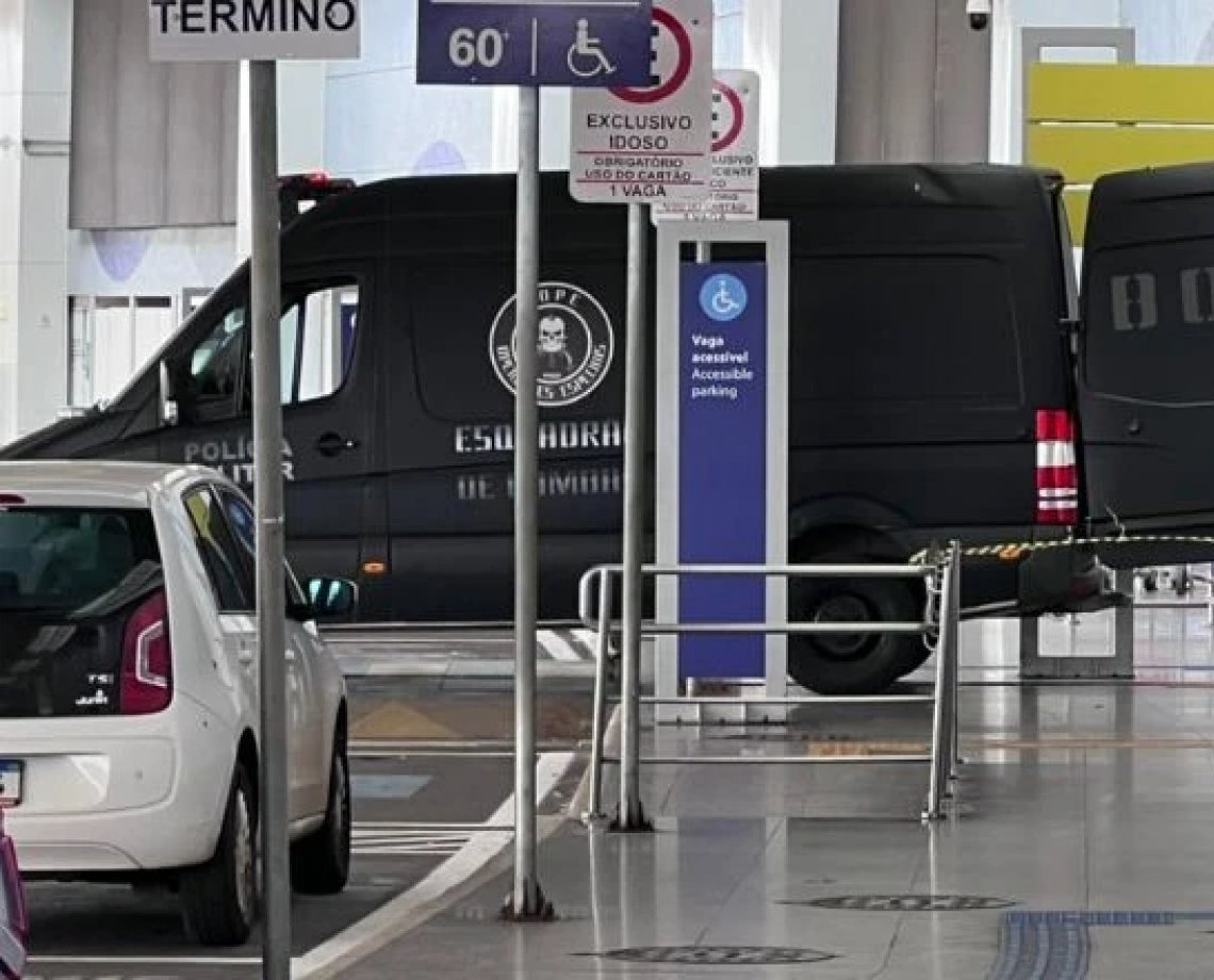 Área de aeroporto de Goiânia é isolada por suspeita de bomba