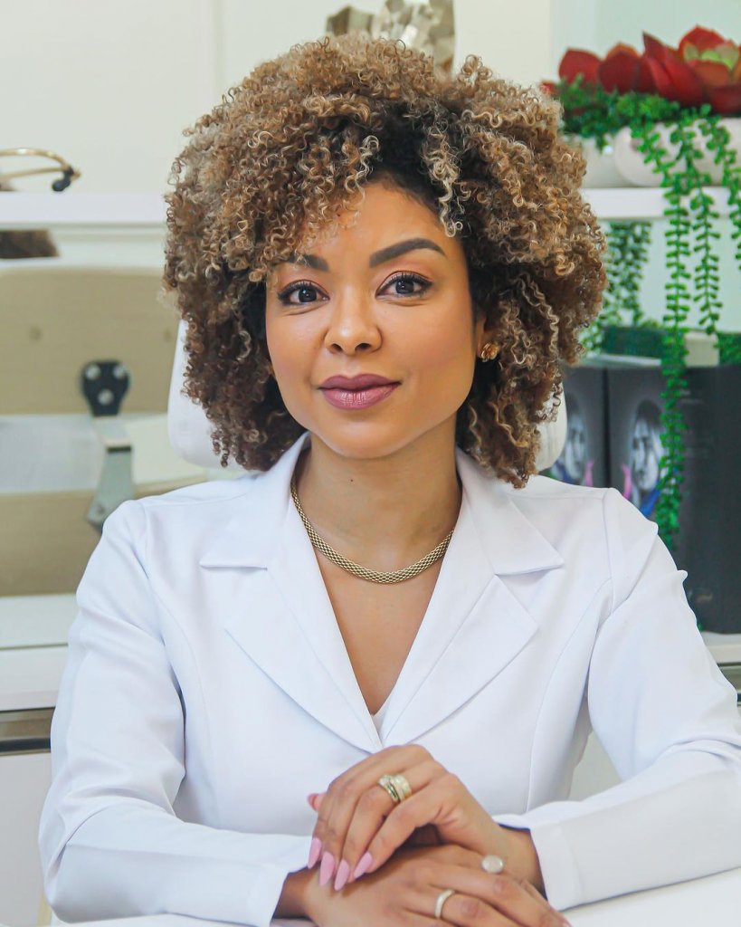 Dermatologista Hadassa Barros, membro da Skin of Color Society