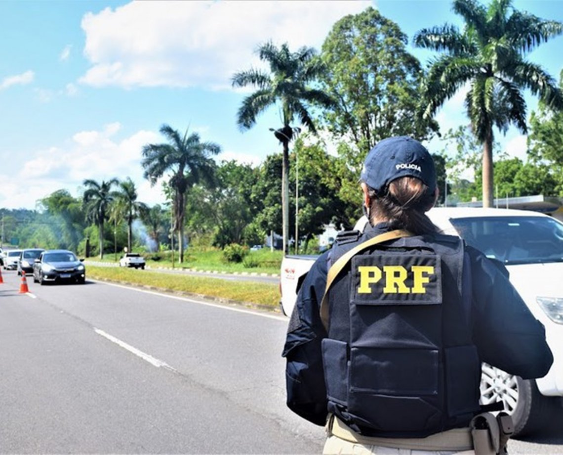 Feriado prolongado registra 13 prisões e quase 3 mil infrações em rodovias baianas