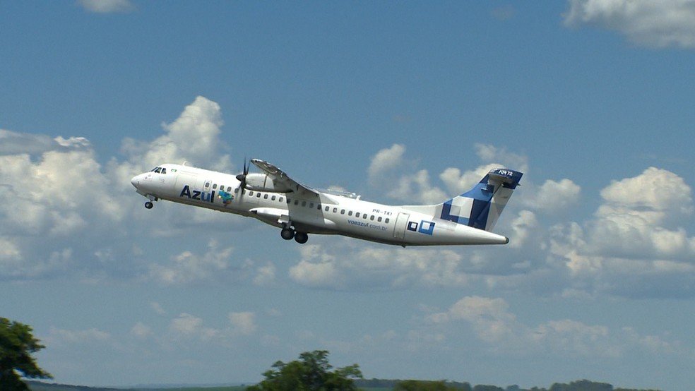 Condições meteorológicas impedem avião de pousar em Salvador