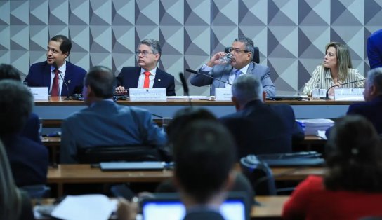 CPI das Bets convoca Gusttavo Lima e convida Felipe Neto para deporem